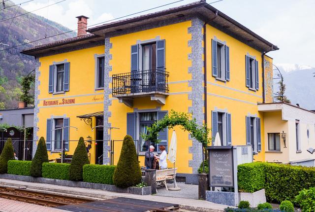 Bed and Breakfast Ristorante Della Stazione Da Yanelo Intragna TI Exterior foto